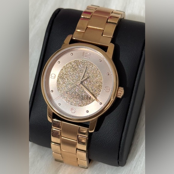 Coach Ladies Grand Quartz Bracelet Watch Rose Gold Steel 36mm 6.25” Wrist EUC - Picture 4 of 15